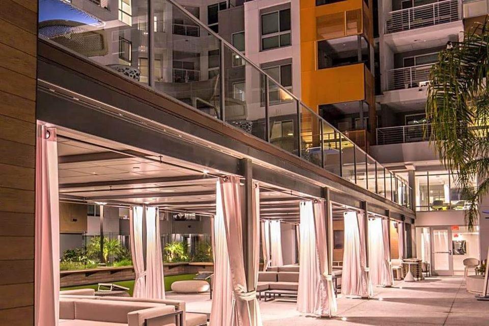 Apartamento Luxury West Hollywood Gem With Pool & Hot Tub + Gym Los Angeles